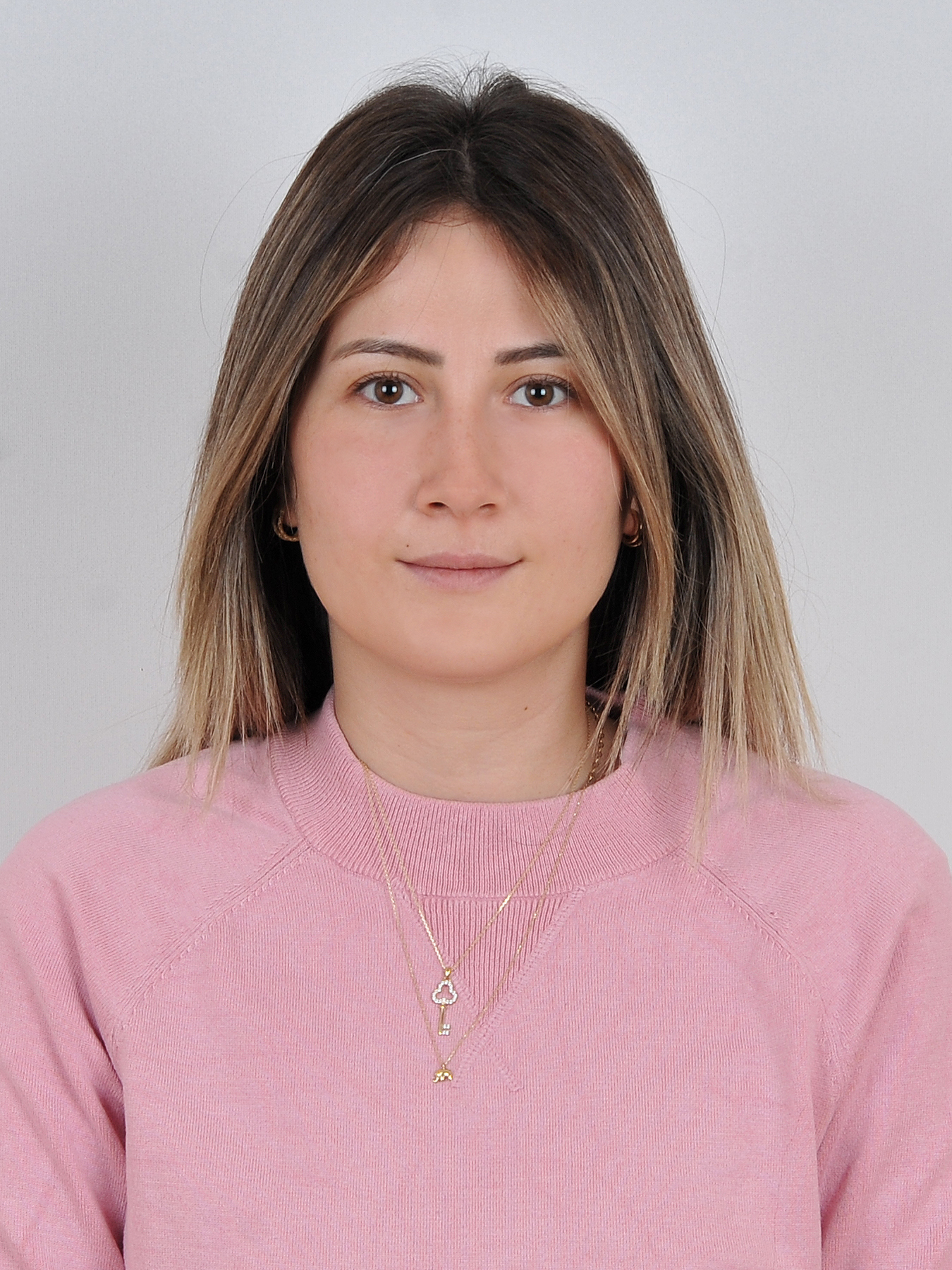 AYŞE AYHAN