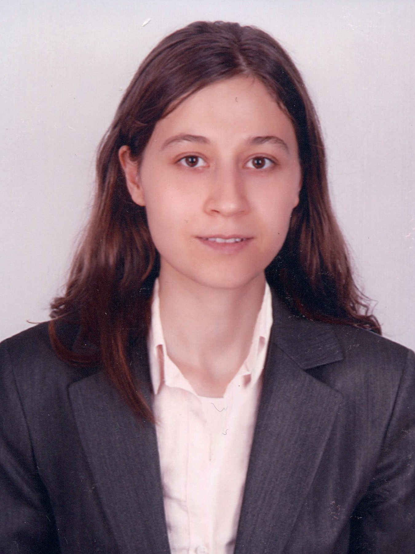 AYŞE ARI