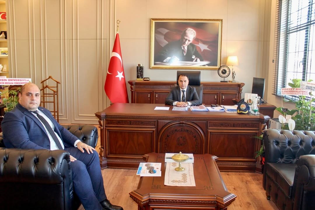 Yüksekokul Müdürümüz Öğr. Gör. Bilge Kaan Ercan, Anamur Kaymakamı olarak göreve başlayan Sayın Kemal Duru’yu makamında ziyaret etti. detayı için tıklayınız